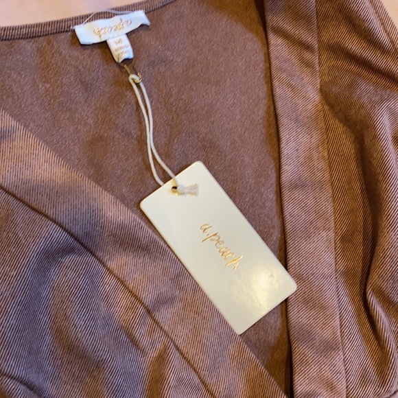 Two piece set - Picture 4 of 4